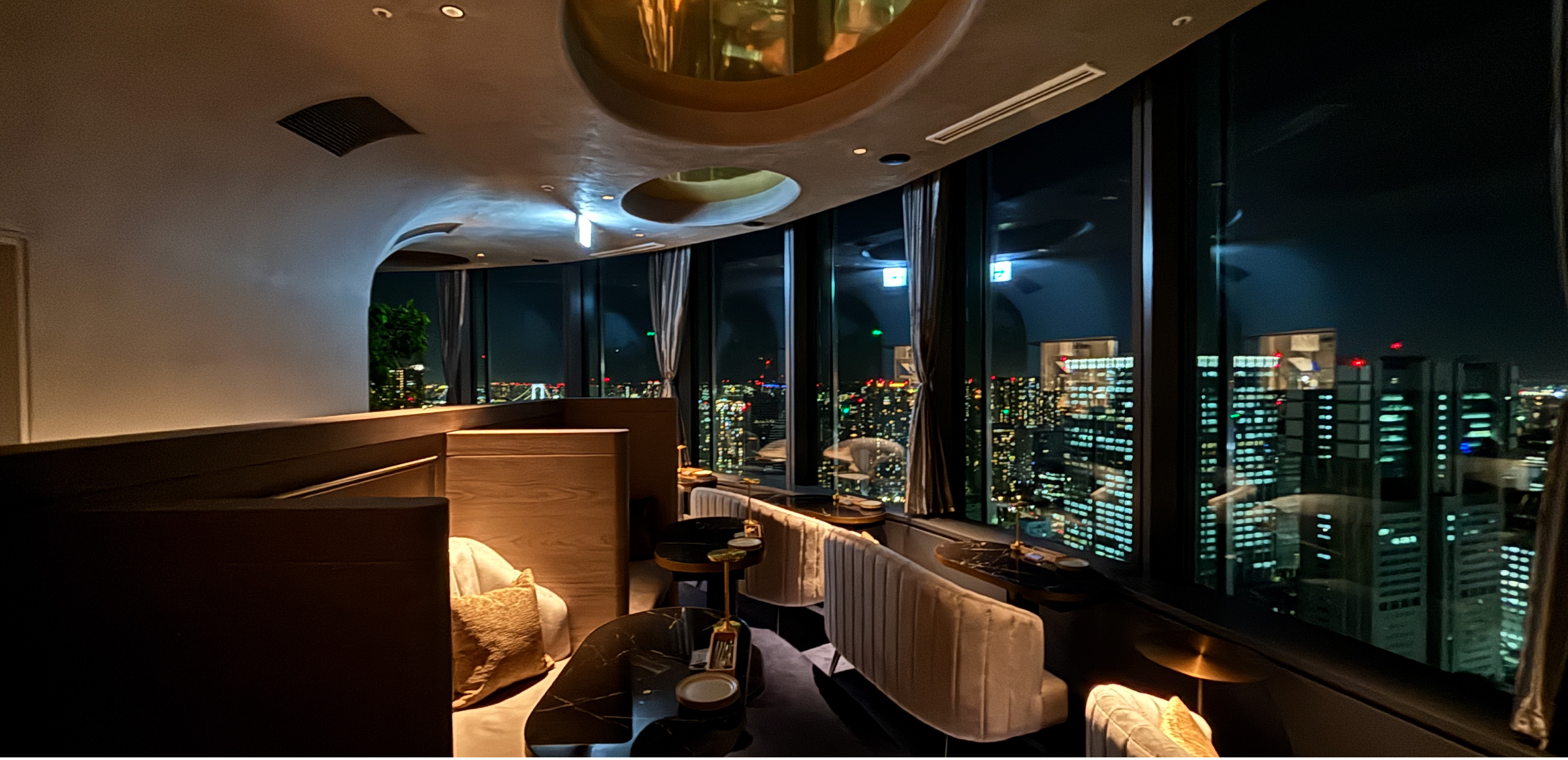 「空間」を、そして「笑顔」をつくる。